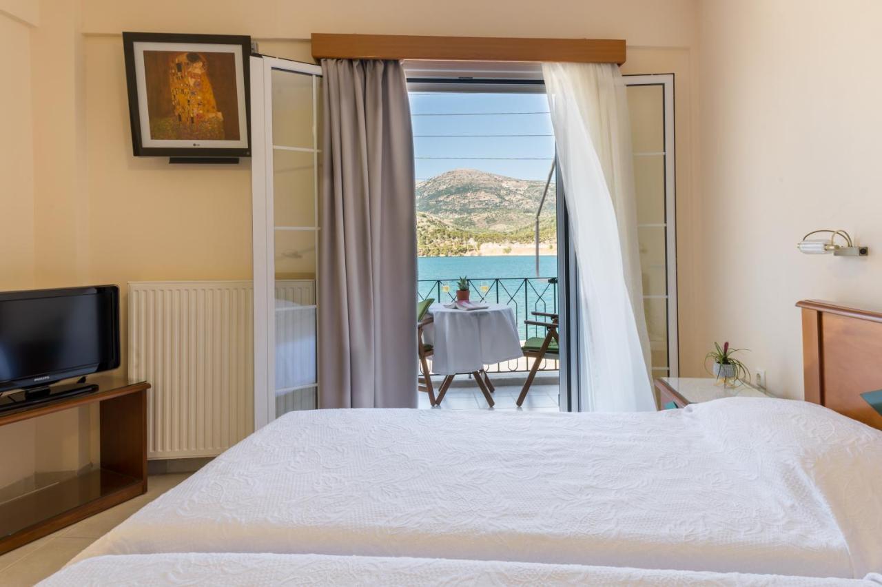 Rouchotas Apartments Argostoli  Esterno foto