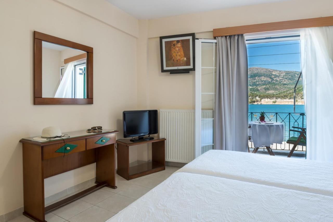 Rouchotas Apartments Argostoli  Esterno foto